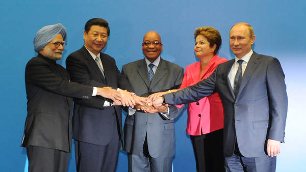 我国与南非建立外交关系