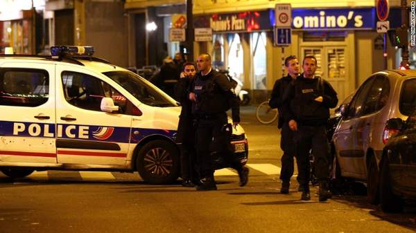 巴黎恐袭事件：60死、近100人被劫持