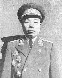 肖华逝世