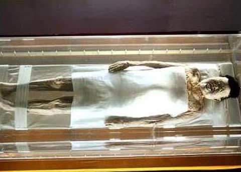 马王堆惊现汉墓 揭“千年女尸”不腐之谜 