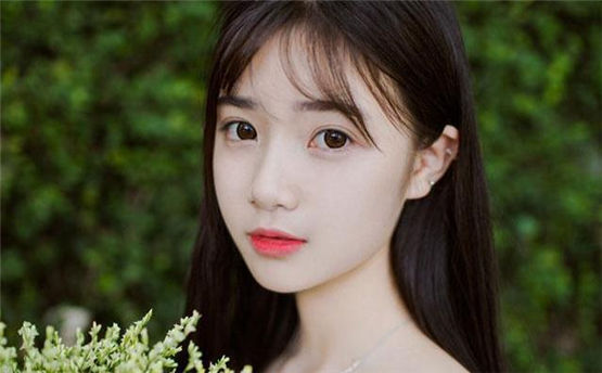 2022年8月27号出生女宝宝八字缺什么？是什么命查询？
