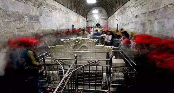 十三陵开始建造