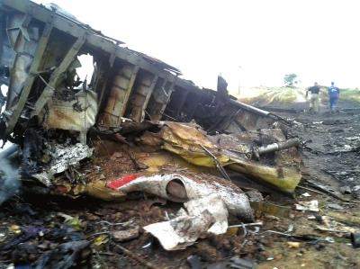 马航MH17客机为何在乌俄边境被击落?