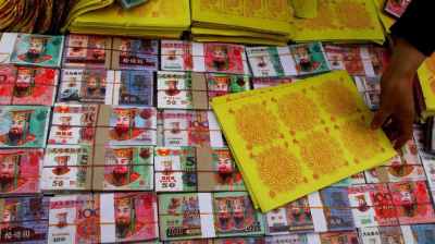 清明将至,上坟记住“3不烧,2不放”,老一辈留下的习俗