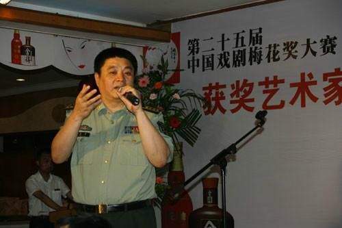 西藏军区原副政委卫晋被查