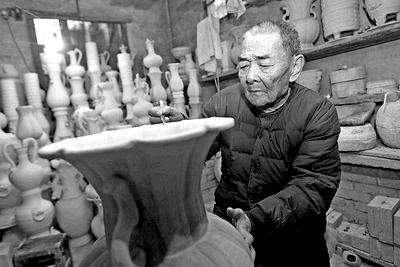 陶瓷艺术大师晋佩章逝世
