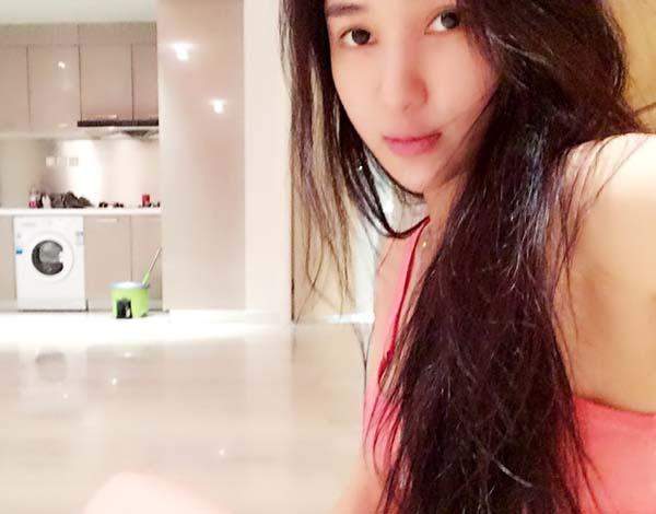  揭秘生活的郭美美每次性交易价码数十万