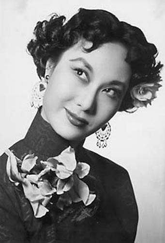 “影坛长青树”李丽华逝世