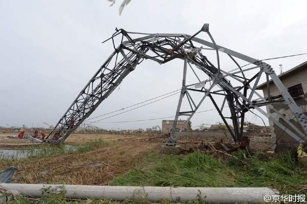 江苏盐城遭遇龙卷风事件