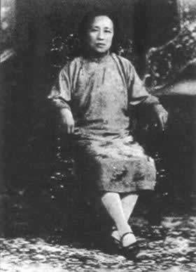 一位极具传奇色彩的时代女侠何香凝诞辰